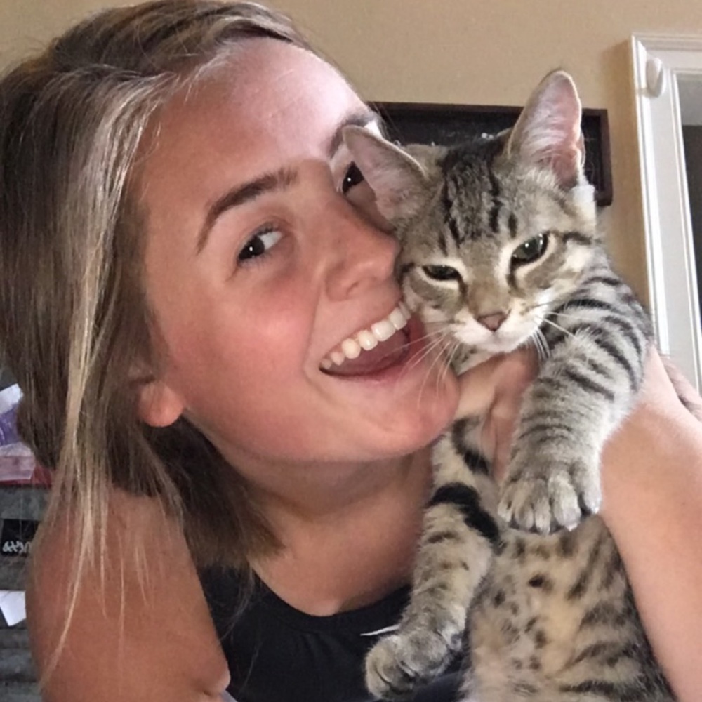 Meet your Posher, Kaitlyn
